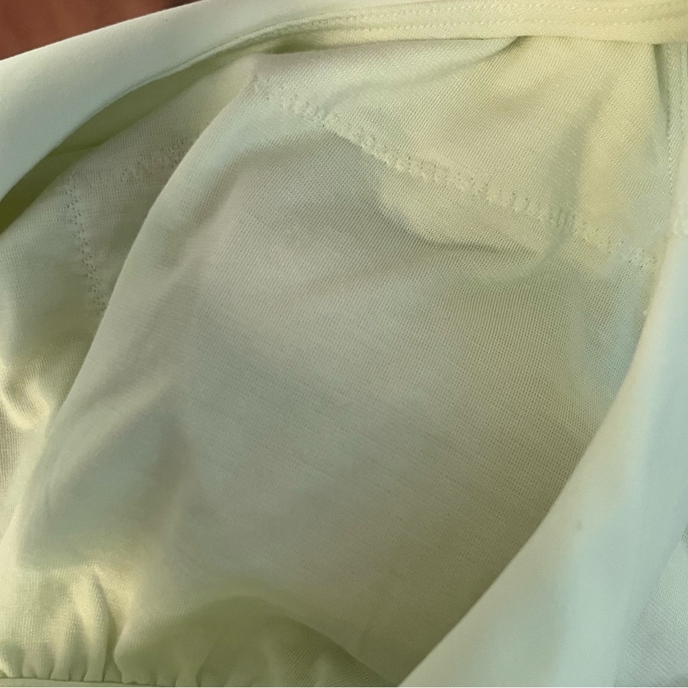 Lululemon Invigorate Training Tank Top 2022- Size 12- Pale Green - Picture 7 of 8